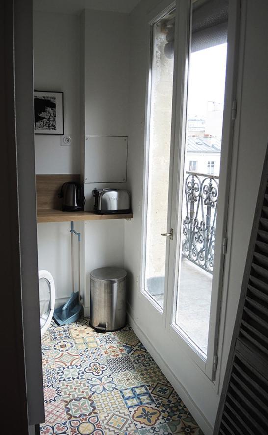2 Pieces Avec Balcon Plein Sud Apartment Paris Exterior photo